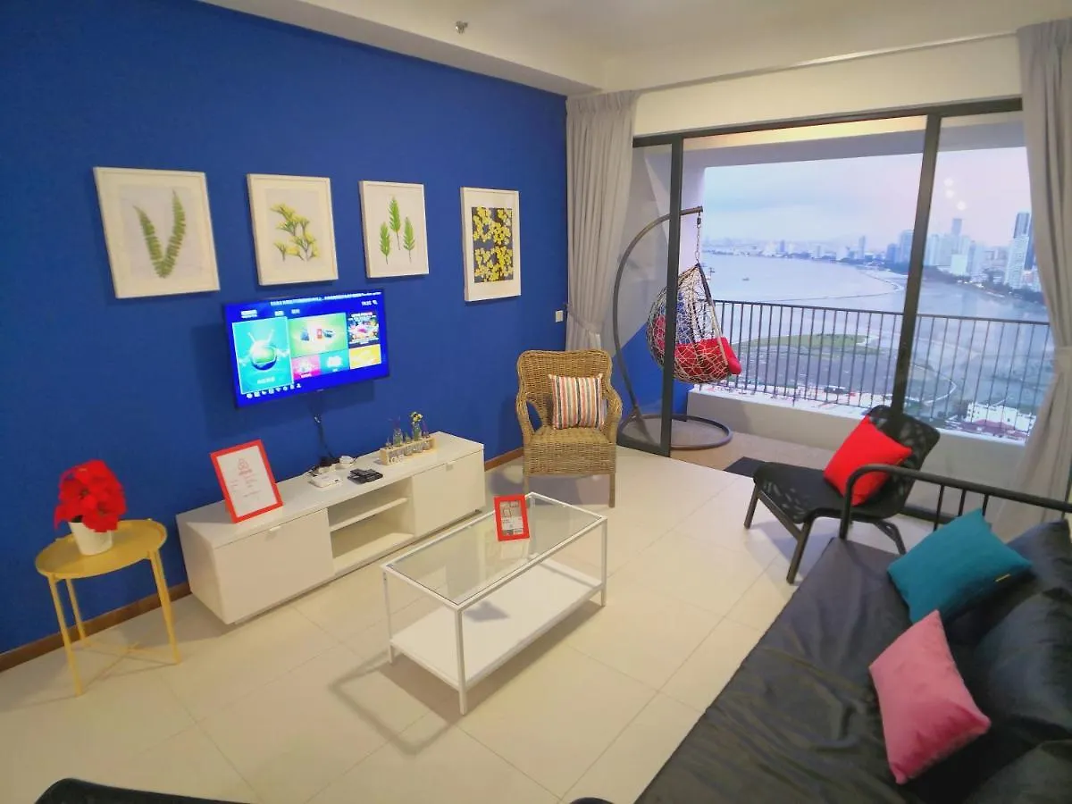 The Landmark By Comfy George Town Apartment